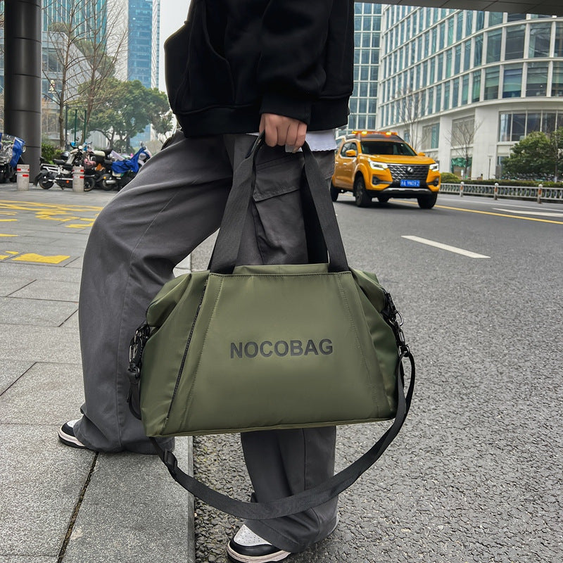 Sportliche Duffel-Tasche Mit Strapazierfähigem Material Und Vielseitigem Innenraum Brehn