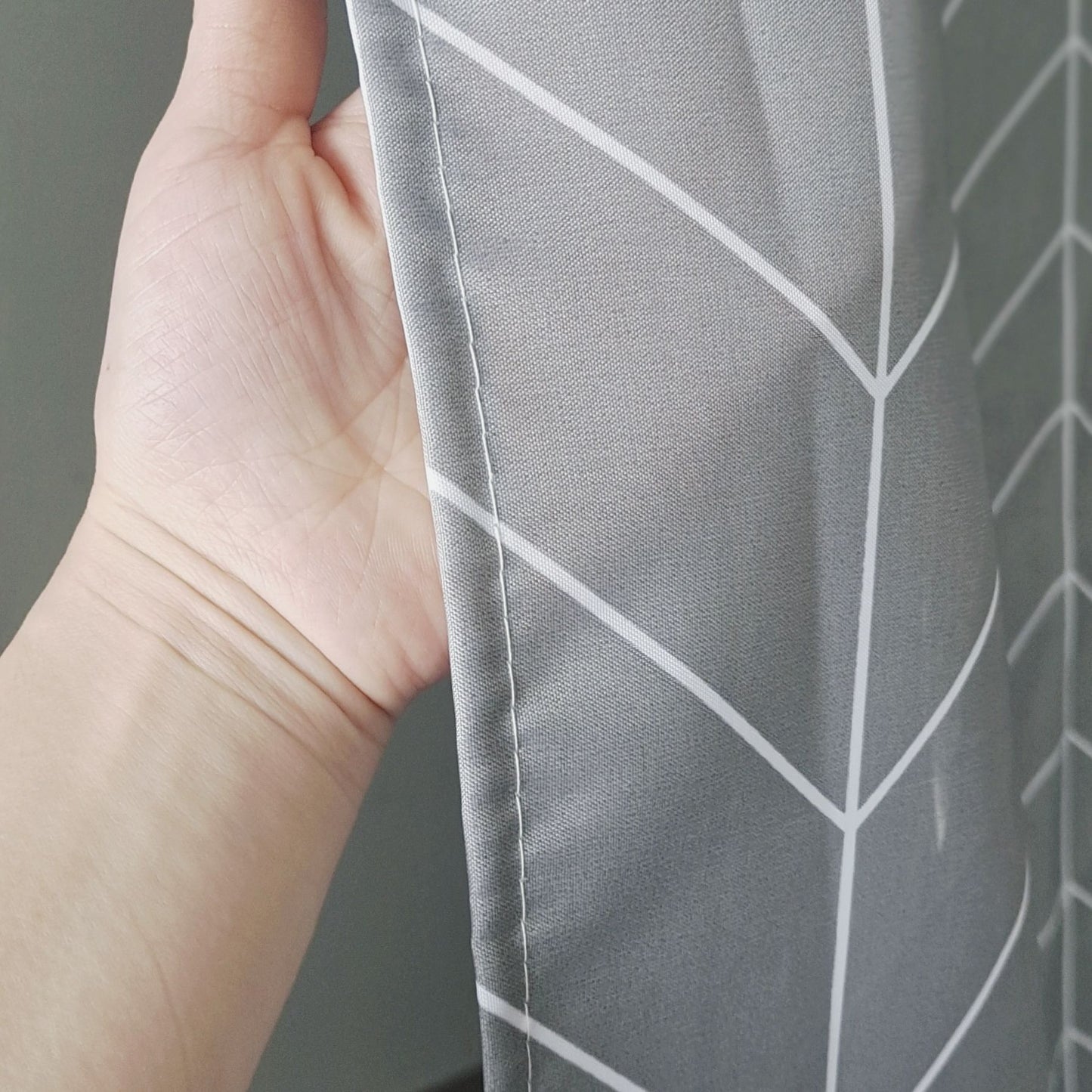 Chevron-Muster Stoff Duschvorhang Brehn