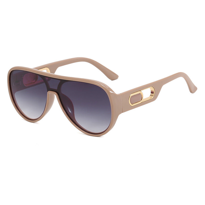 Damen Elegante Oversize-Sonnenbrille mit Designer-Details Brehn