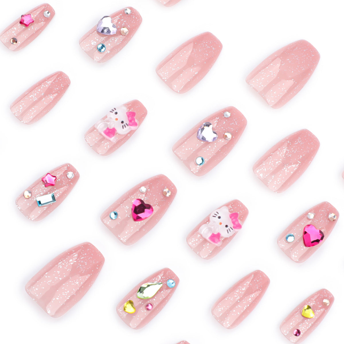 Kunstvolle Nagelkunst mit Glitzer- und Motivakzenten Brehn