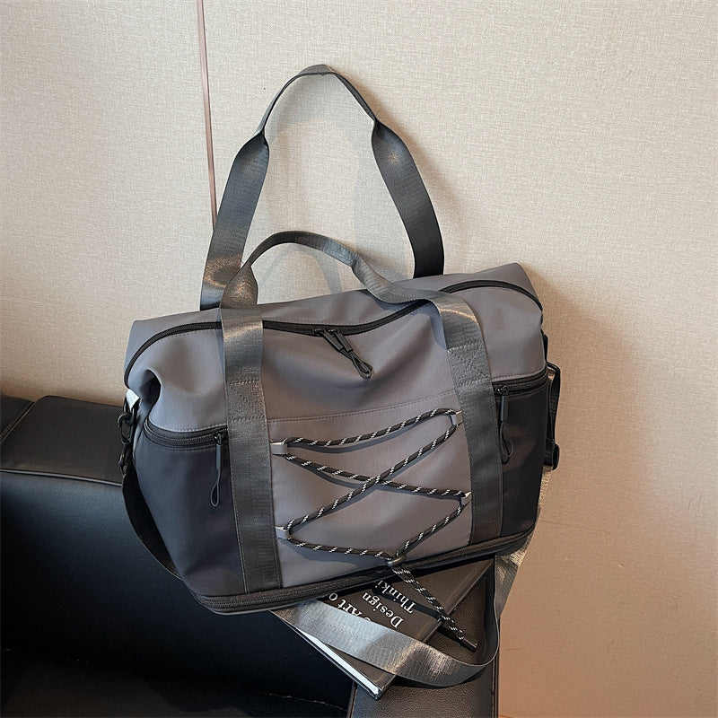 Multifunktionale Sport- Und Reisetasche Im Modernen Design Brehn