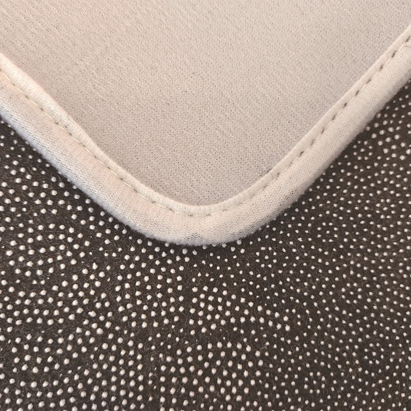 Elegante strukturierte Clutch Brehn