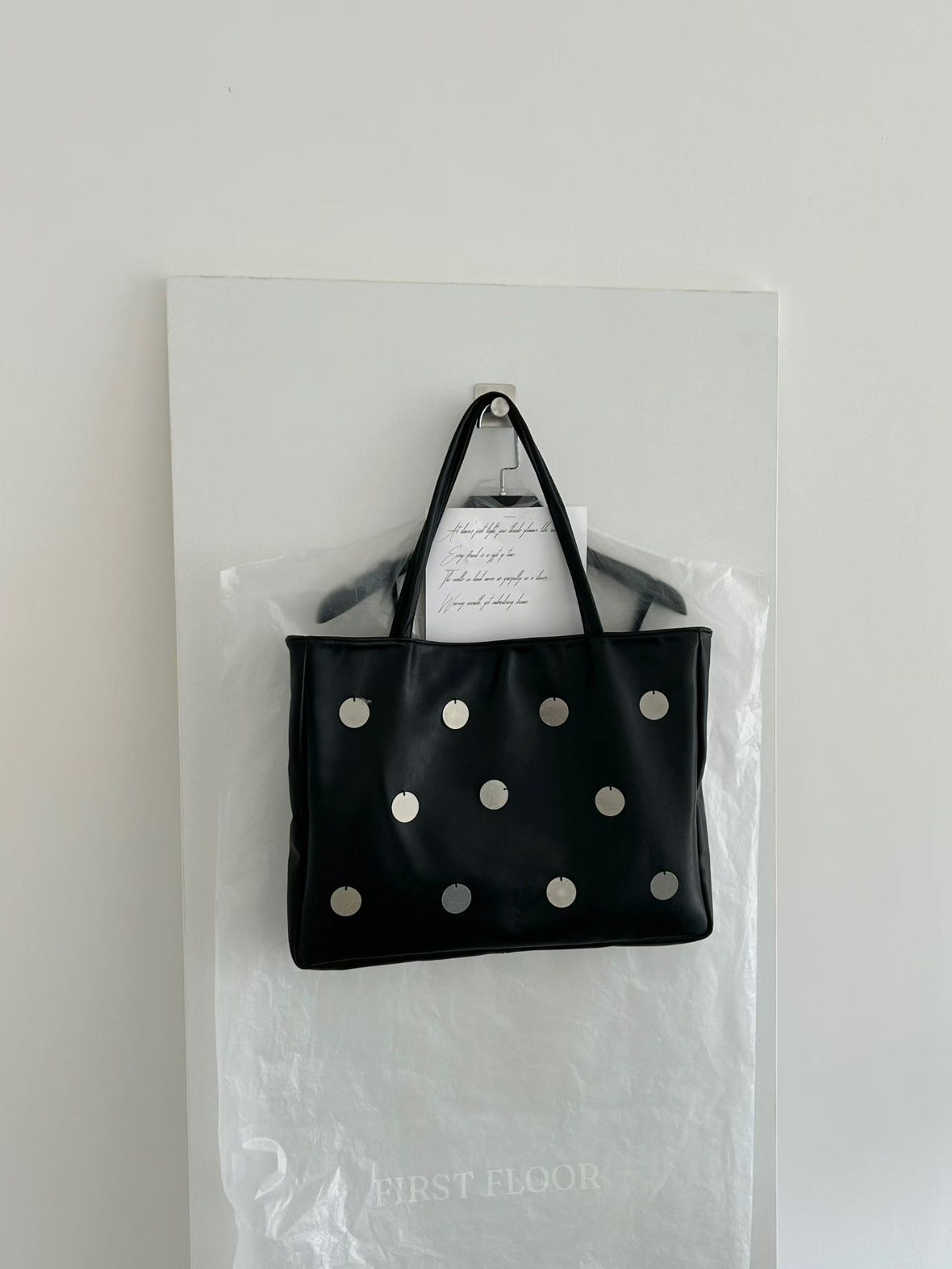 Dekorativer Polka-Dot-Shopper