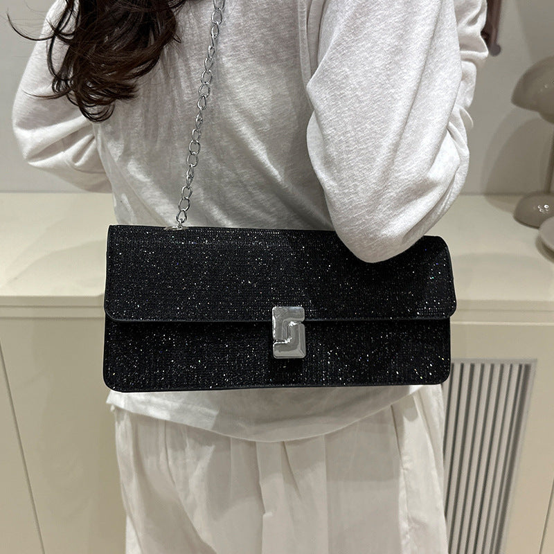 Elegante Nieten Abend-Clutch