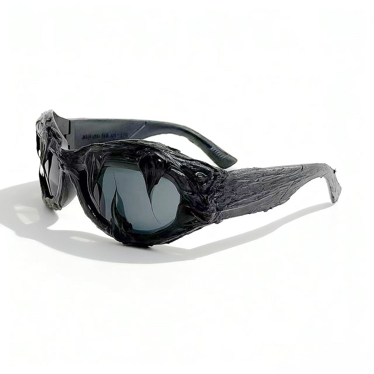 Damen futuristische Design-Sonnenbrille mit einzigartiger strukturierter Oberfläche Brehn