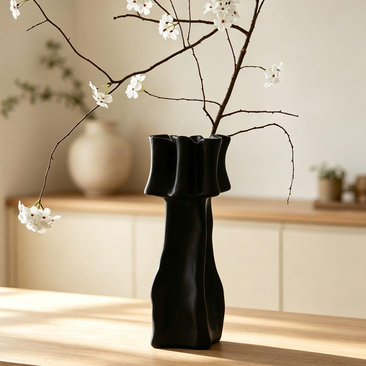 Abstrakte skulpturale dekorative Vase