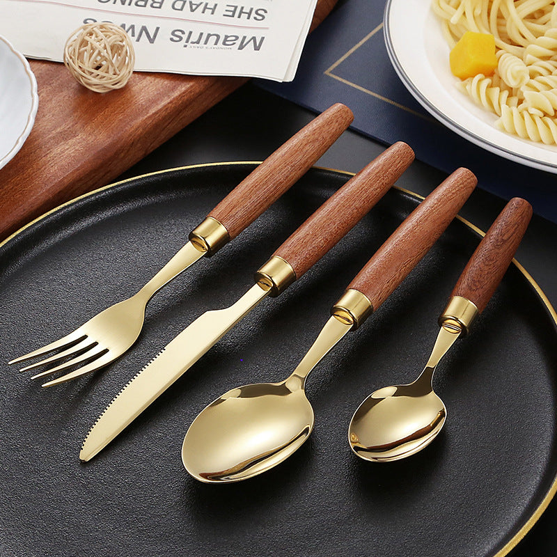 Eleganter Dessertlöffel mit Ergonomischem Holzgriff Brehn