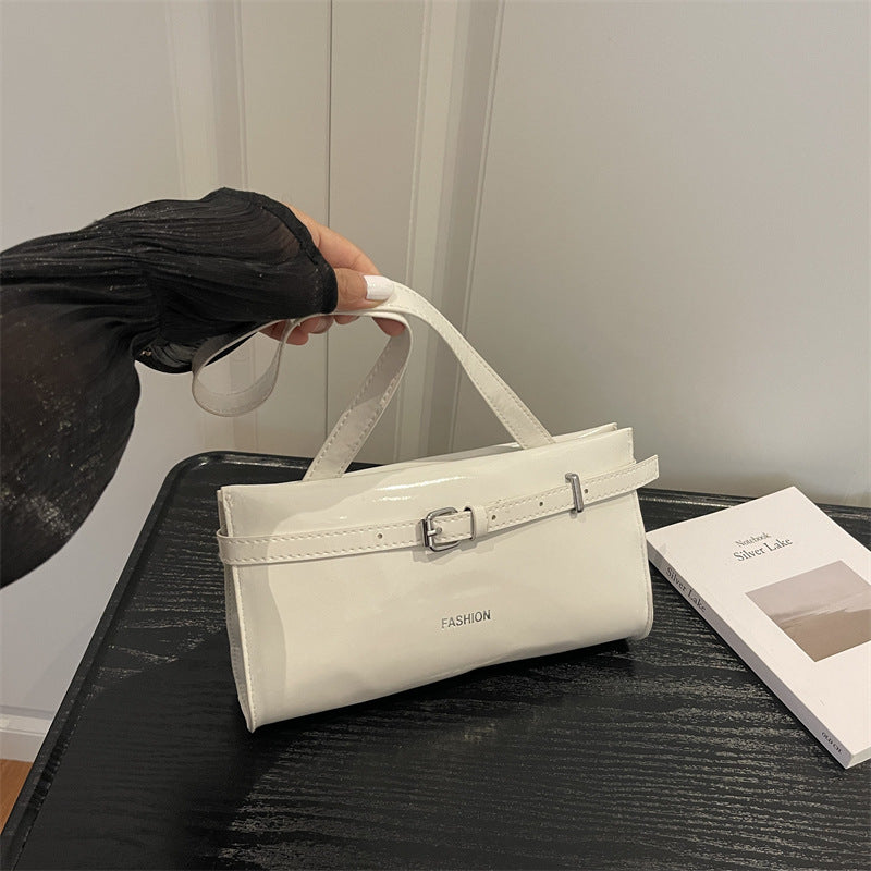 Elegante Handtasche aus Lackleder