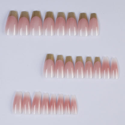 Kunstnagel-Set mit elegantem Ombre-Design und goldenen Akzenten Brehn