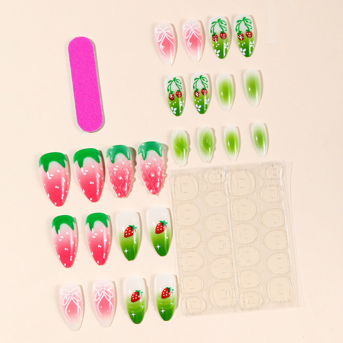 Kreatives, von Erdbeeren inspiriertes Nagelkunst-Set Brehn