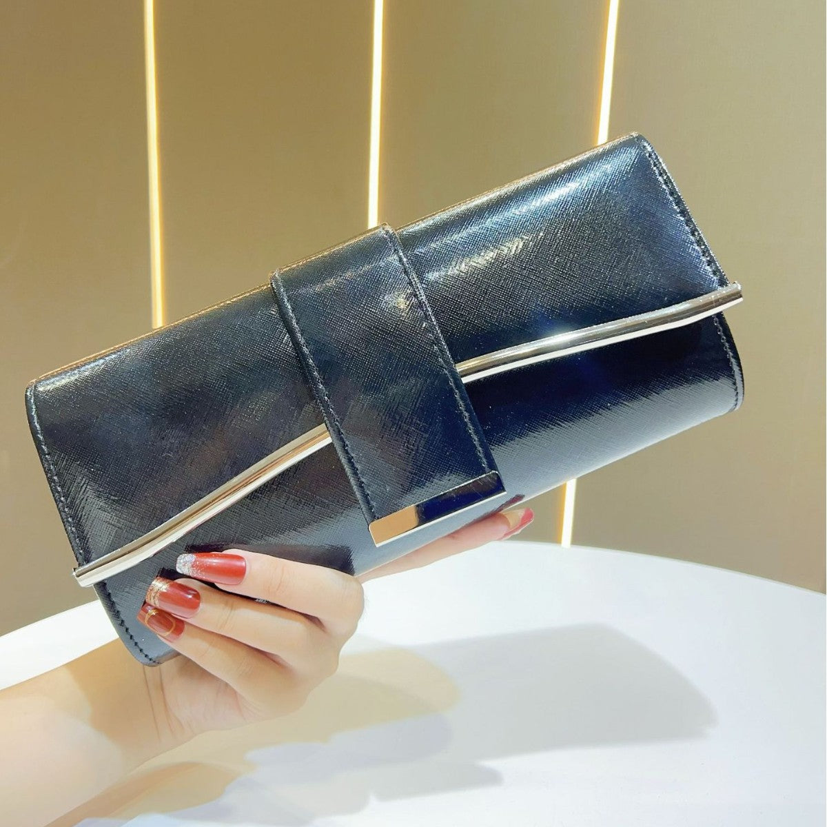 Metallic Abend-Clutch