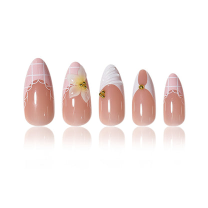 Elegante Blumen Design Nagelverlängerungen Brehn