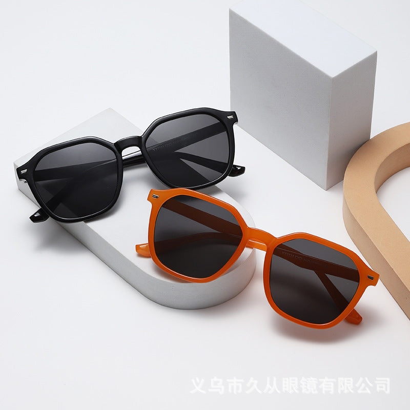 Damen stilvolle Sonnenbrille im modernen Polygonalen Design Brehn