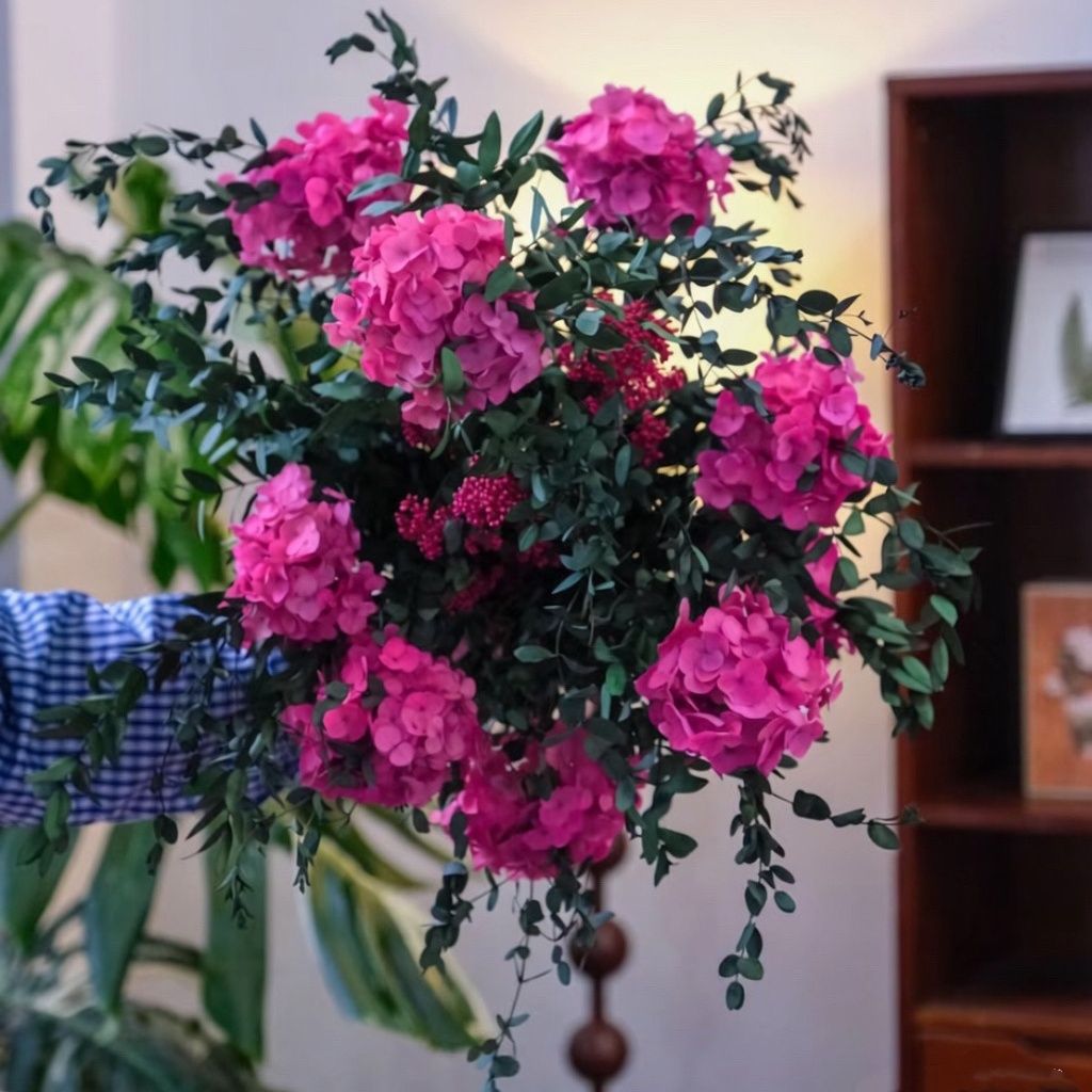 Lebensechte Blumenarrangement Tischschmuck