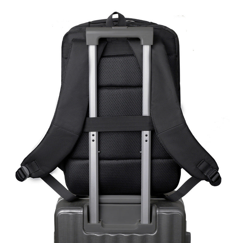 Flexibler Mehrfächer-Laptop-Rucksack Brehn