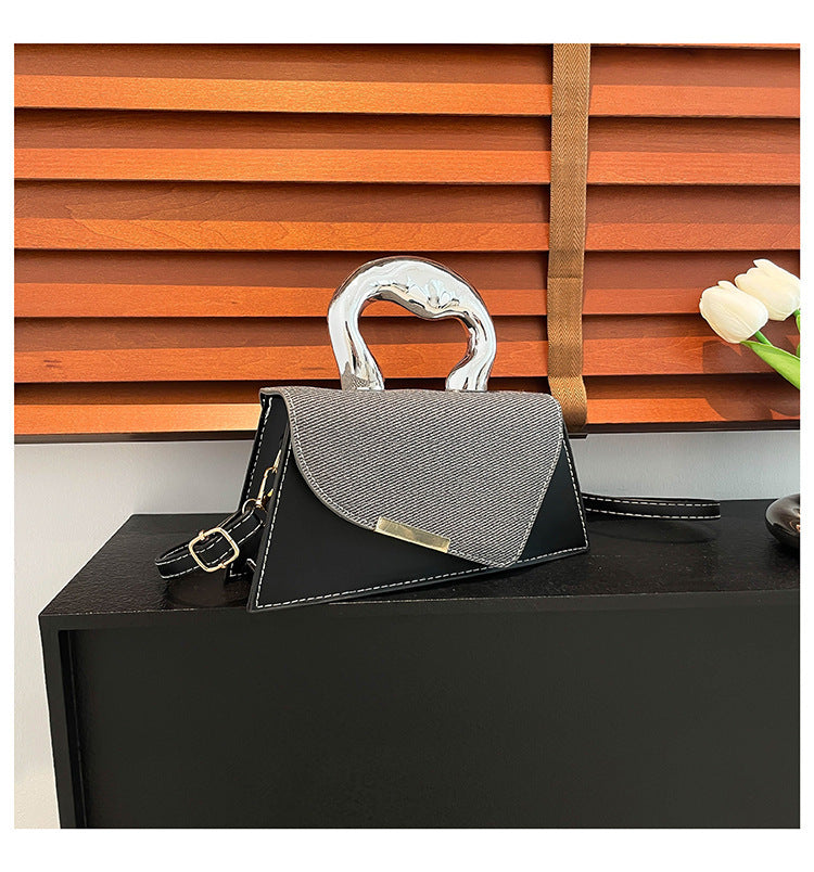 Stylische geometrische strukturierte Handtasche Brehn