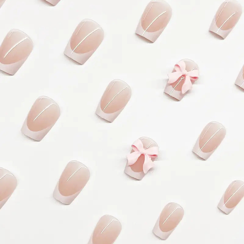 Charmante Schleifenverzierte Press-On Nagelkunst Brehn