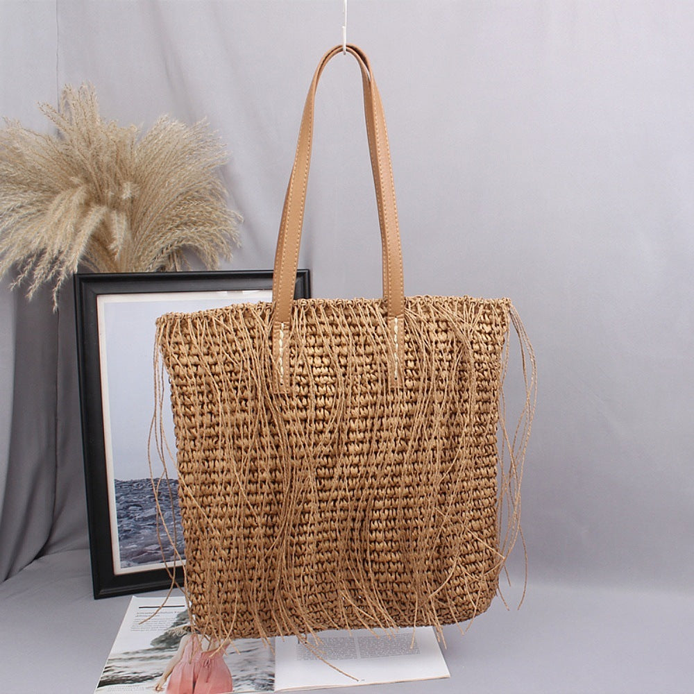 Handgewebte Strandtasche Aus Naturmaterial mit Lederakzenten Brehn