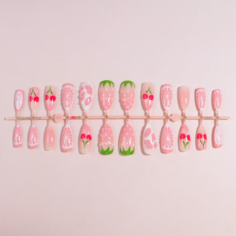 Premium Press-On Nail Set mit dekorativen Akzenten Brehn