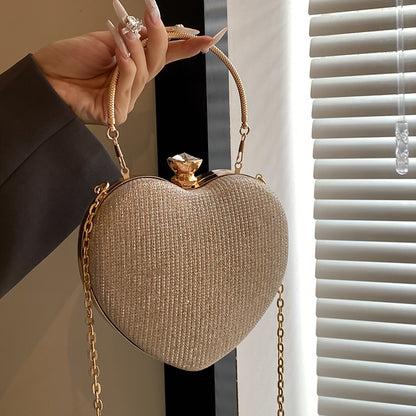 Glamouröse herzförmige Abend-Clutch