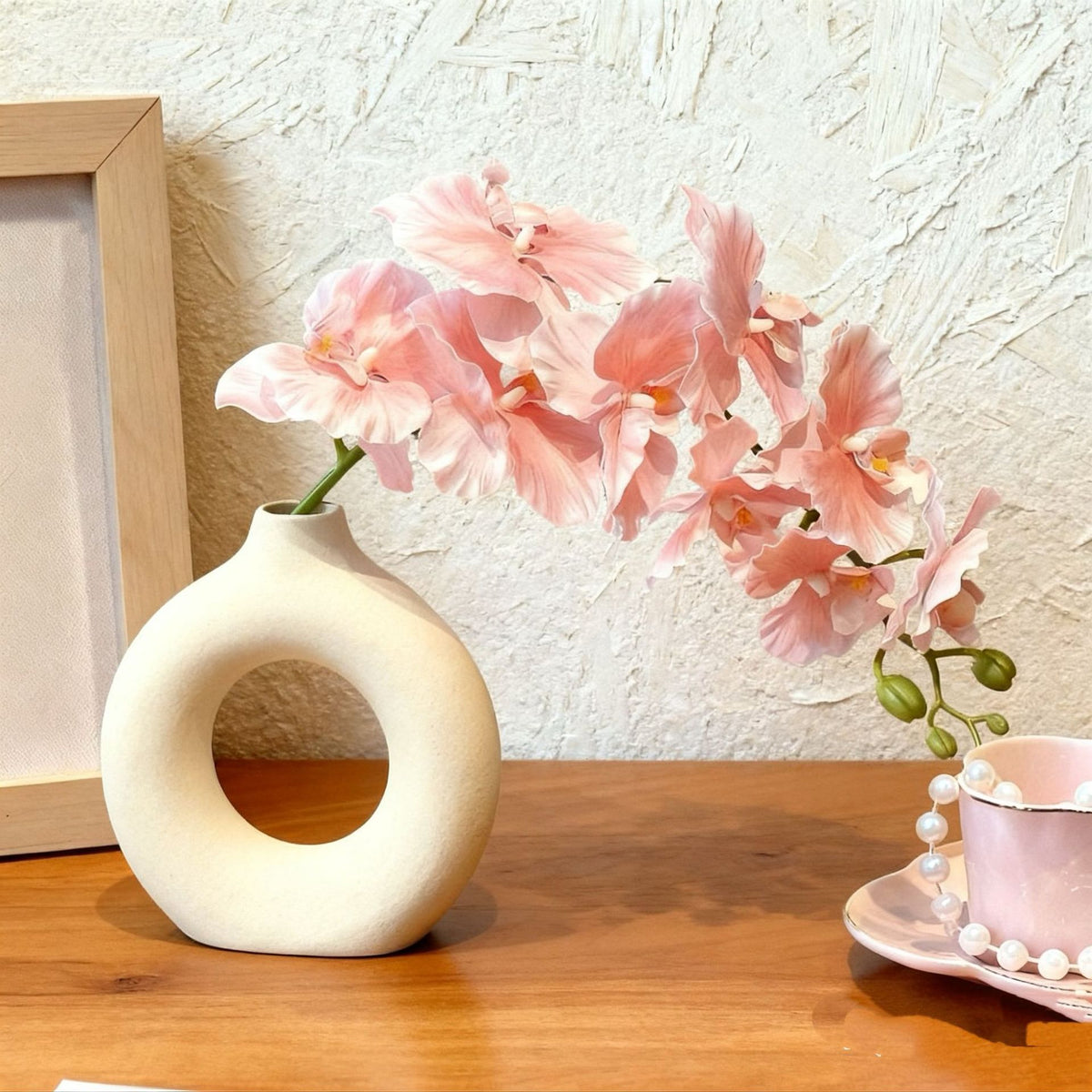 Elegante Seiden-Orchideen-Anordnung