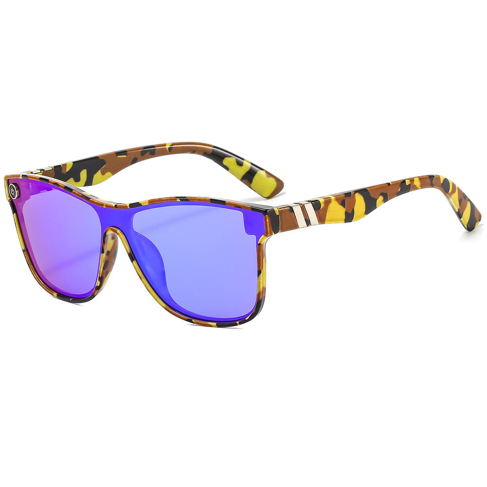 Modisch inspirierte Retro-Sonnenbrillen Brehn