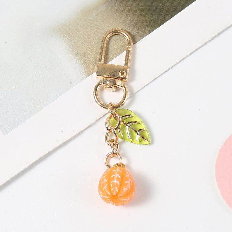 Verspielter Schlüsselanhänger mit Fruchtigem Design Brehn