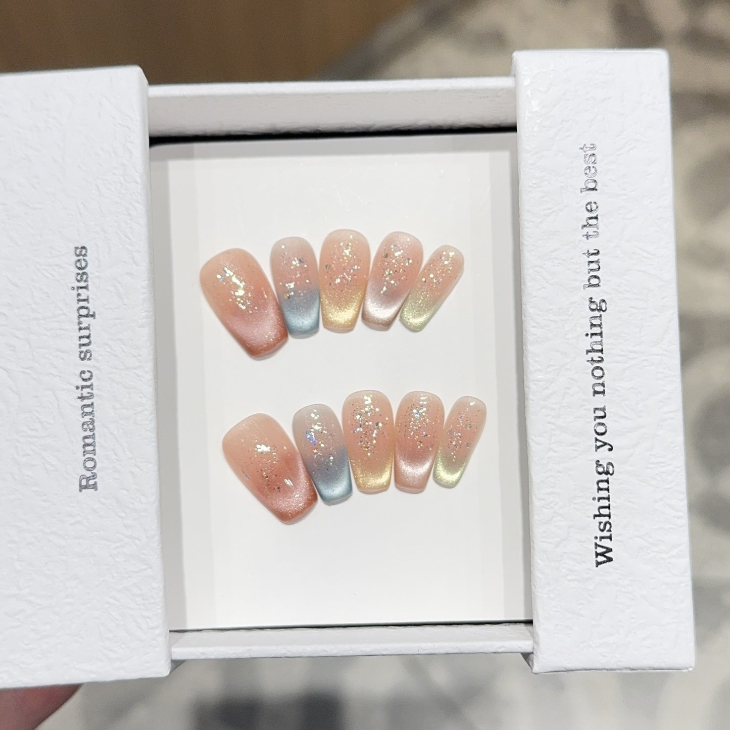 Elegante Kunstnagelspitzen mit Ombre-Effekt Brehn