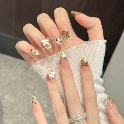 Dekoratives Press-On-Nagelkunst-Set mit fantasievollen Tierdesigns