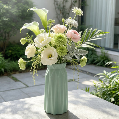 Elegante geometrische Vase Brehn