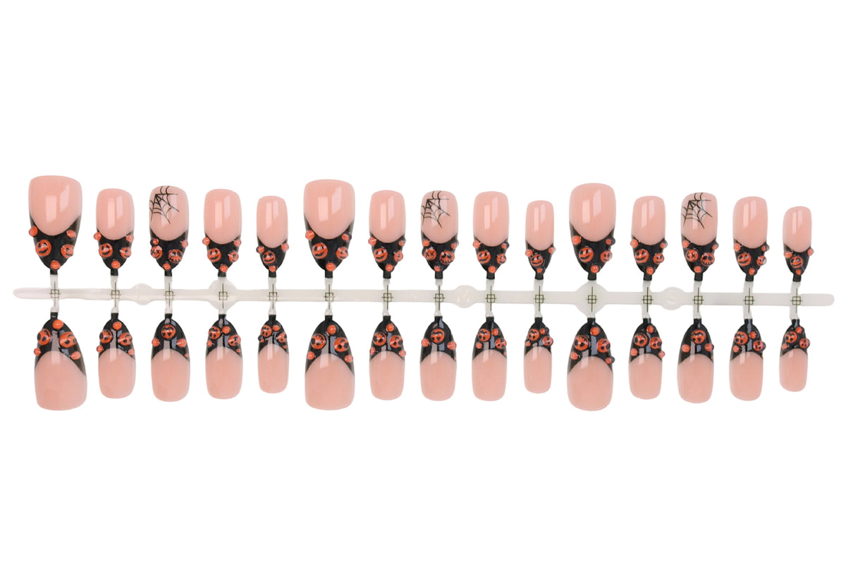 Halloween Kunstnagelset mit kreativen Kürbis- und Spinnenmotiven Brehn