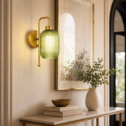 Elegante Glaswandlampe mit verstellbarer Beleuchtung