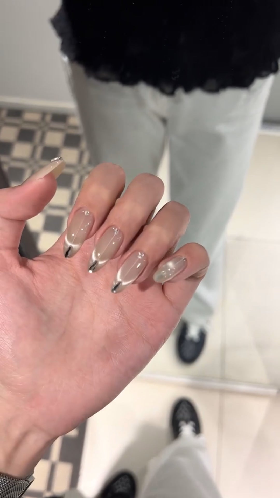 Kunstnagelset mit Elegantem French Style Brehn