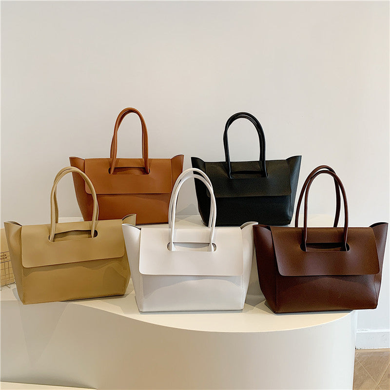 Moderne Minimalistische Schultertasche Brehn