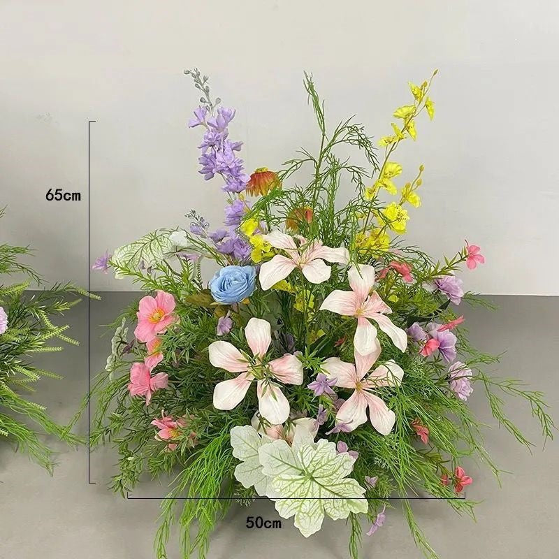 Künstliches Blumenarrangement