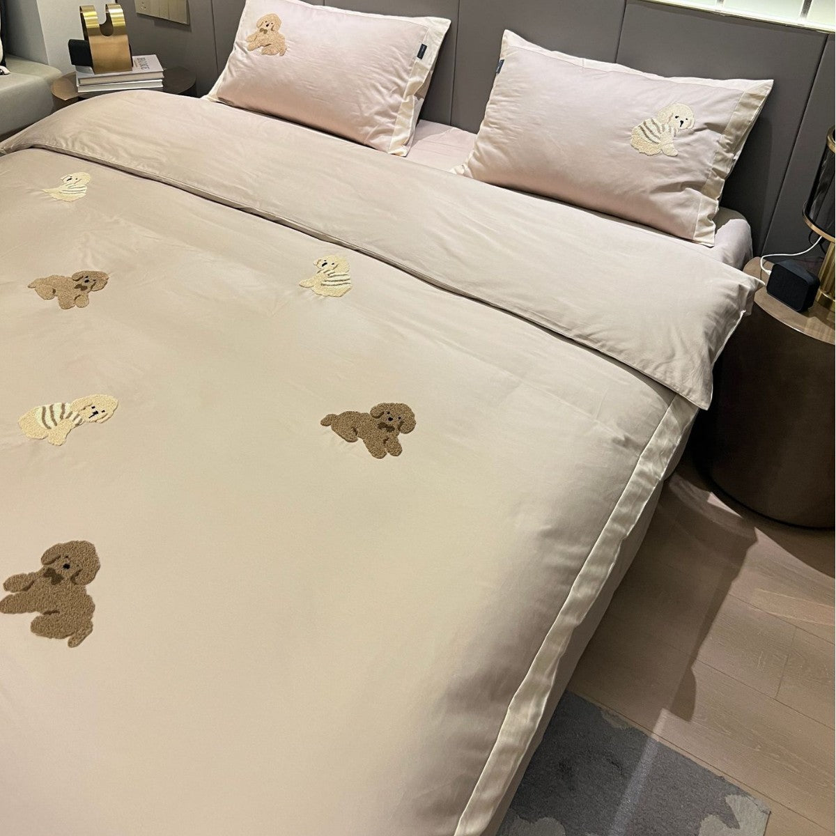 Gesticktes Plüsch Teddy Satin Bettbezug Set mit Kissenbezügen
