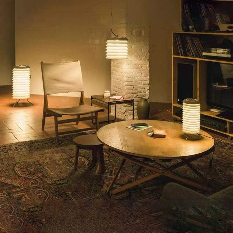 Moderne gewellte Tischlampe