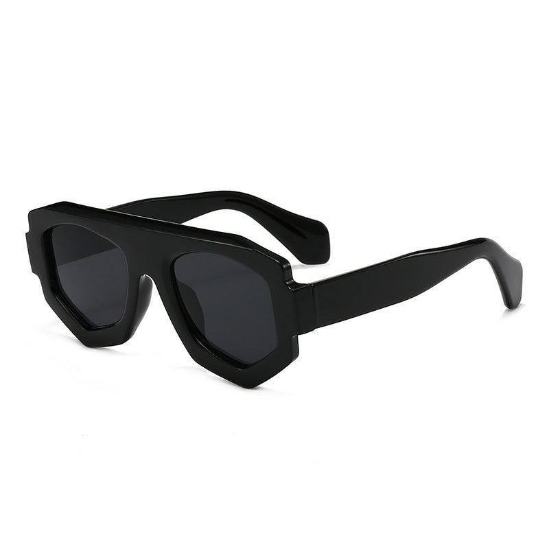 Fette geometrische Schildbrille Brehn