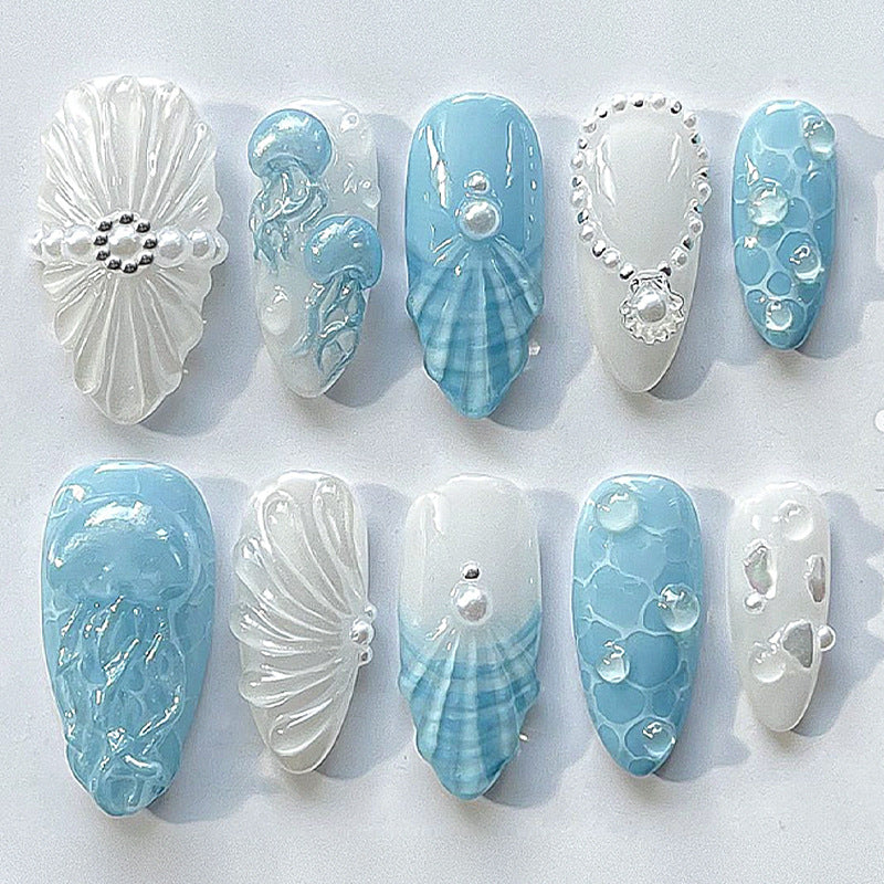 Künstlerisches Nagelkunstset mit Edelsteinakzenten Brehn