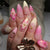 Floral Design Press-On Nail Set mit dekorativen Akzenten Brehn