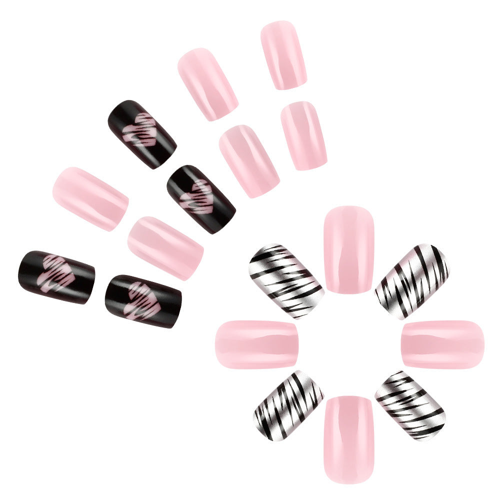 Modisches Herz-Muster Nagelkunstset Brehn