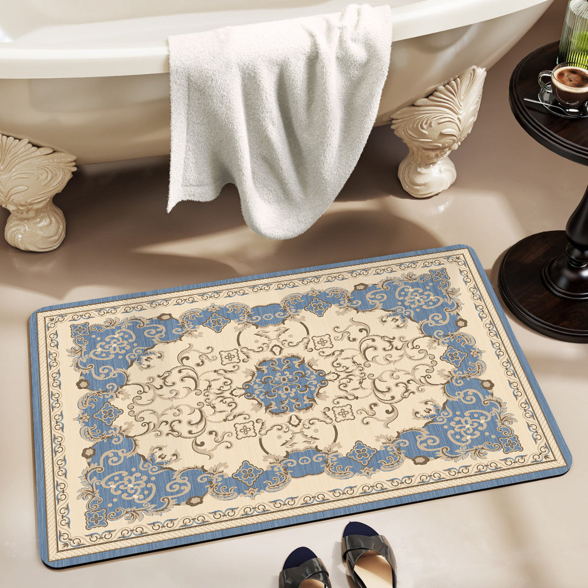 Elegante Blumenmuster-Badematte Brehn