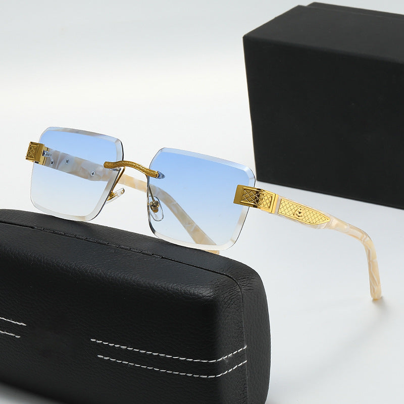 Damen elegante Sonnenbrille mit luxuriösem, glitzerndem Rahmen Brehn