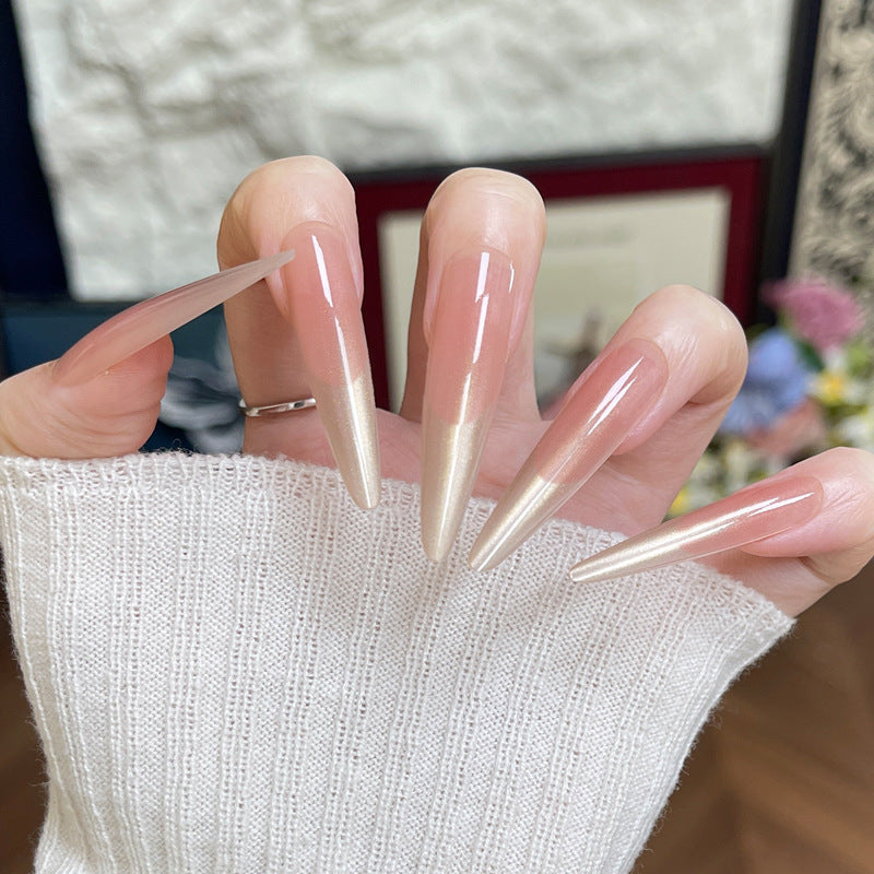 Elegante glitzernde Acrylnagelerweiterungen Brehn