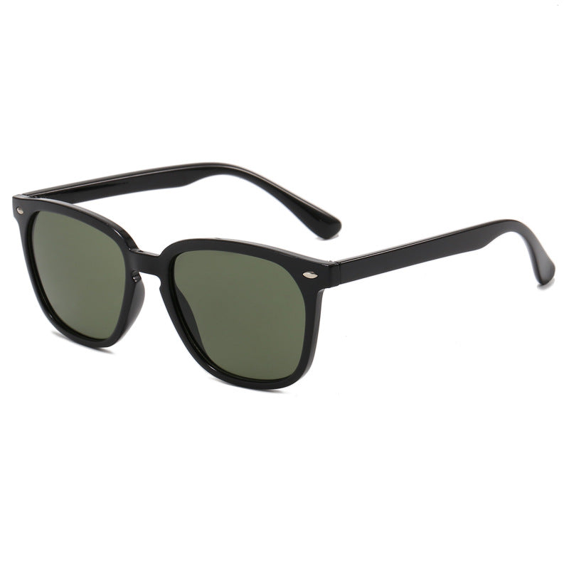 Damen zeitgenössische Sonnenbrille mit elegantem Schilddesign Brehn