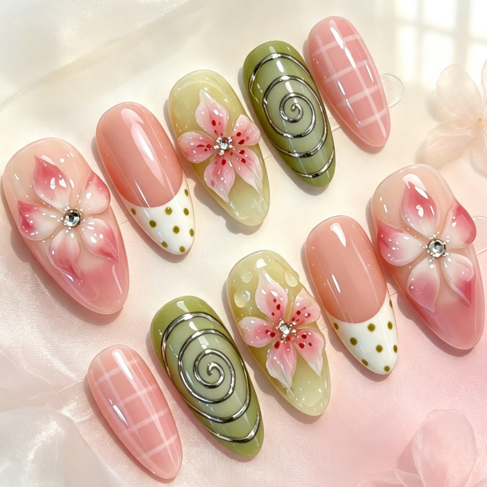 Kunstnägel Im Floralen Blüten-Design Brehn