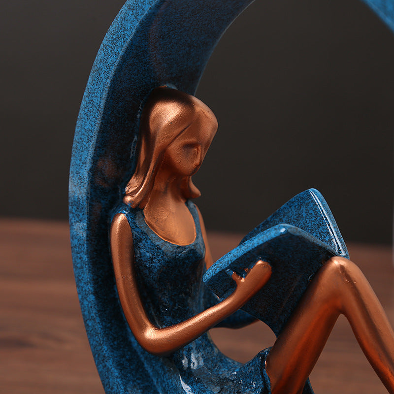 Dekorative Kunstfigur im modernen Design Brehn