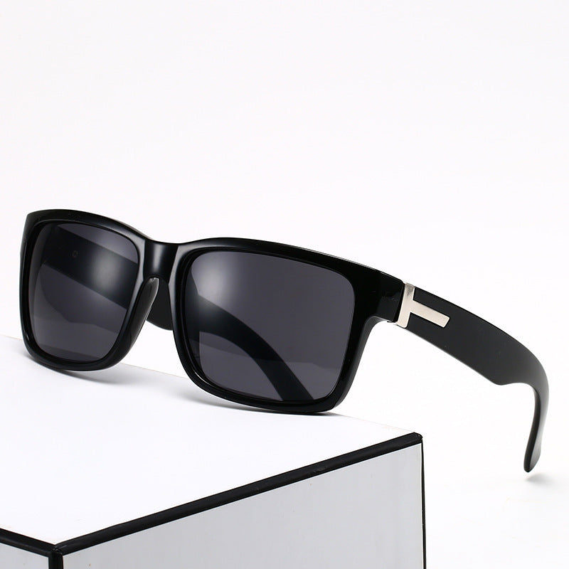 Damen Stylische Sonnenbrille mit markantem Rahmen Brehn