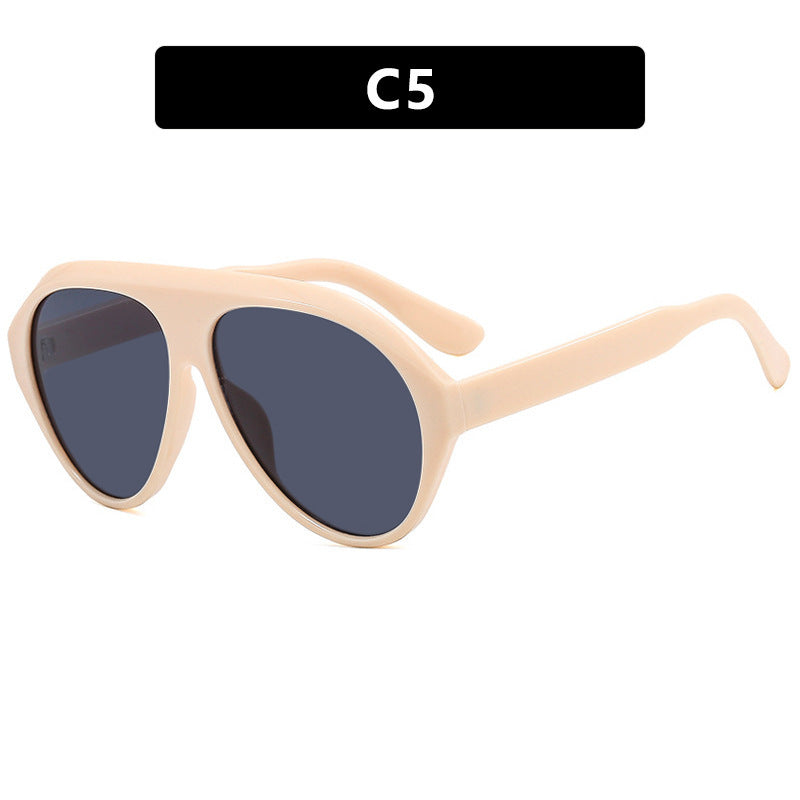 Damen sportliche Sonnenbrille mit UV-Schutz und robustem Design Brehn