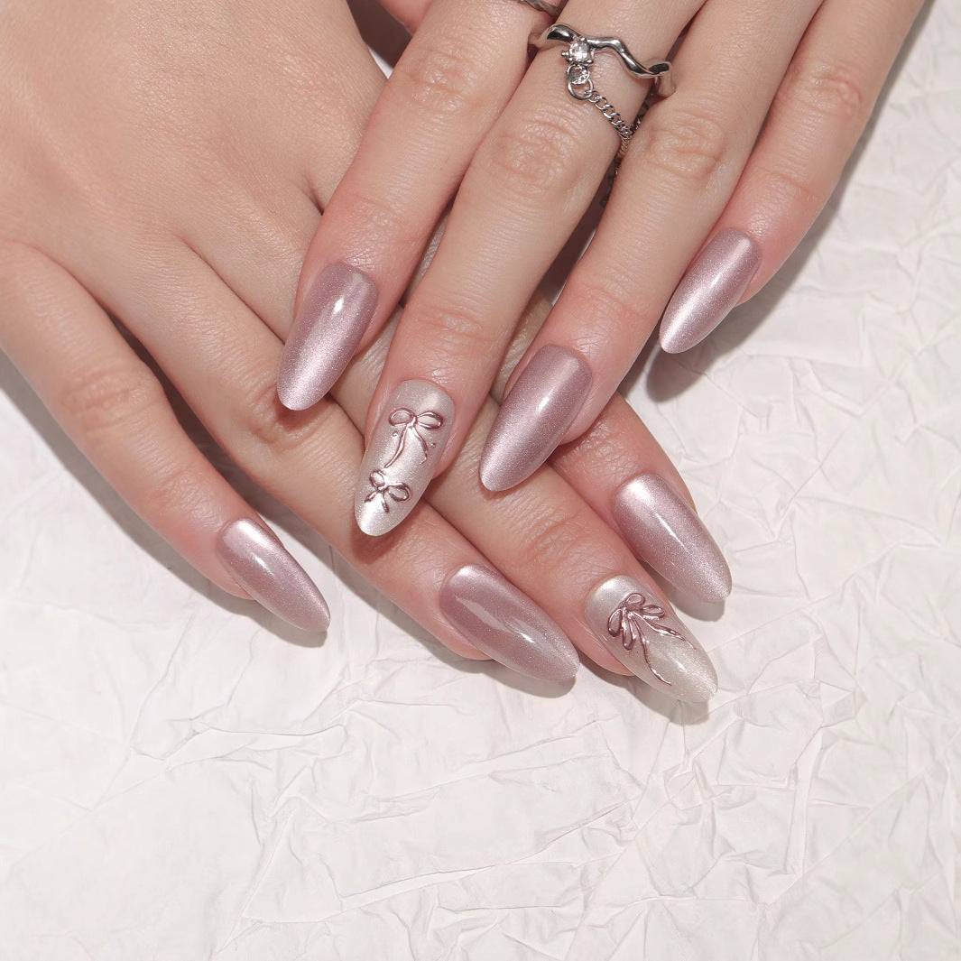 Elegante Stiletto Press-On Nägel mit floralem Design Brehn